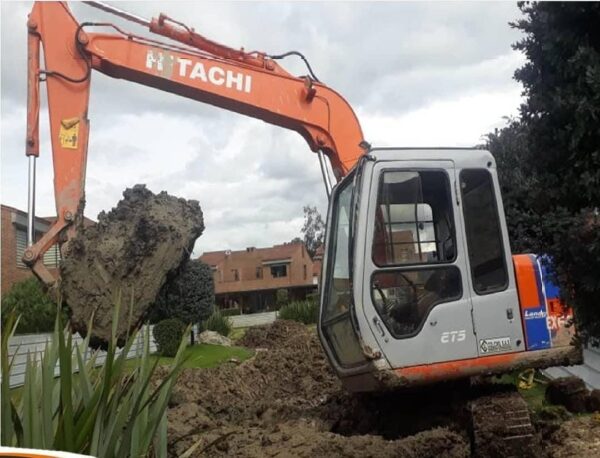 EXCAVATOR HITACHI ZX60 1994